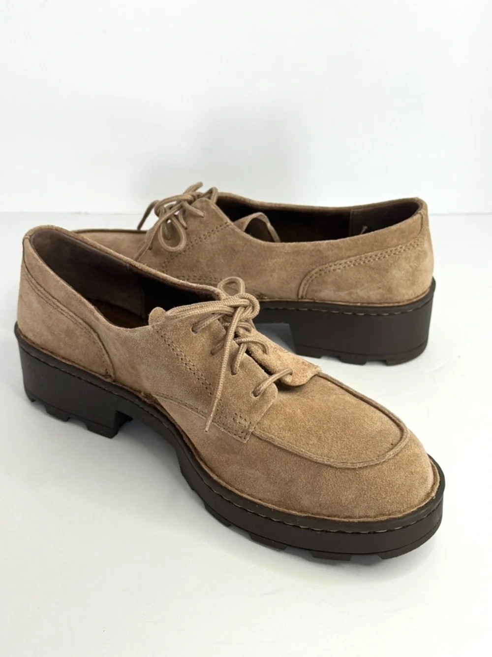 Born Women's Corby Moc Toe Taupe Suede Lace Up Oxford Shoes Size 7.5M